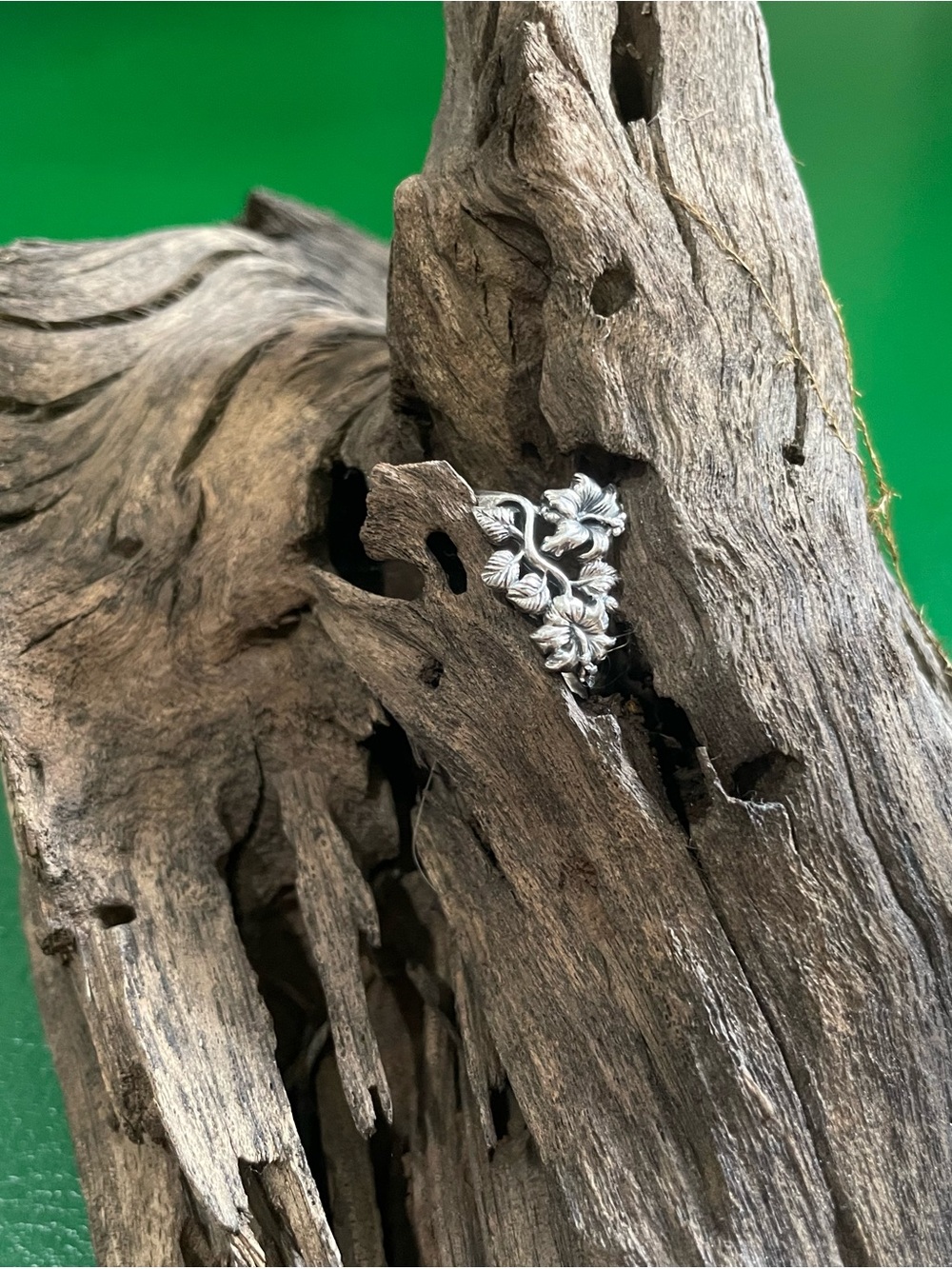 .925 Sterling Silver Floral Flowers Plants Band Pattern Ring Size 7 Unisex